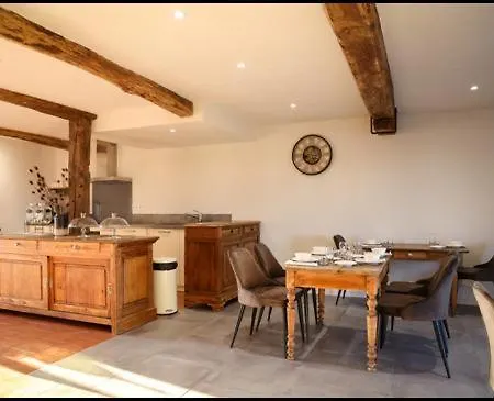 Perbos 1556 Panzió 4*