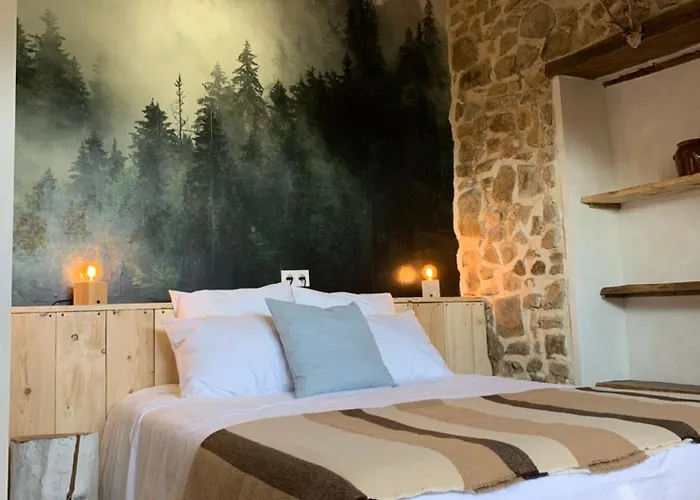 Perbos 1556 לינה וארוחת בוקר 4*