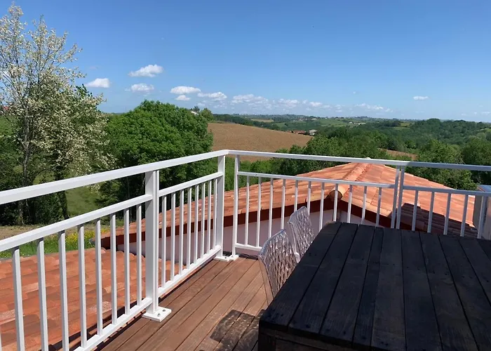 فندق مبيت وإفطار Perbos 1556 La Bastide-Clairence